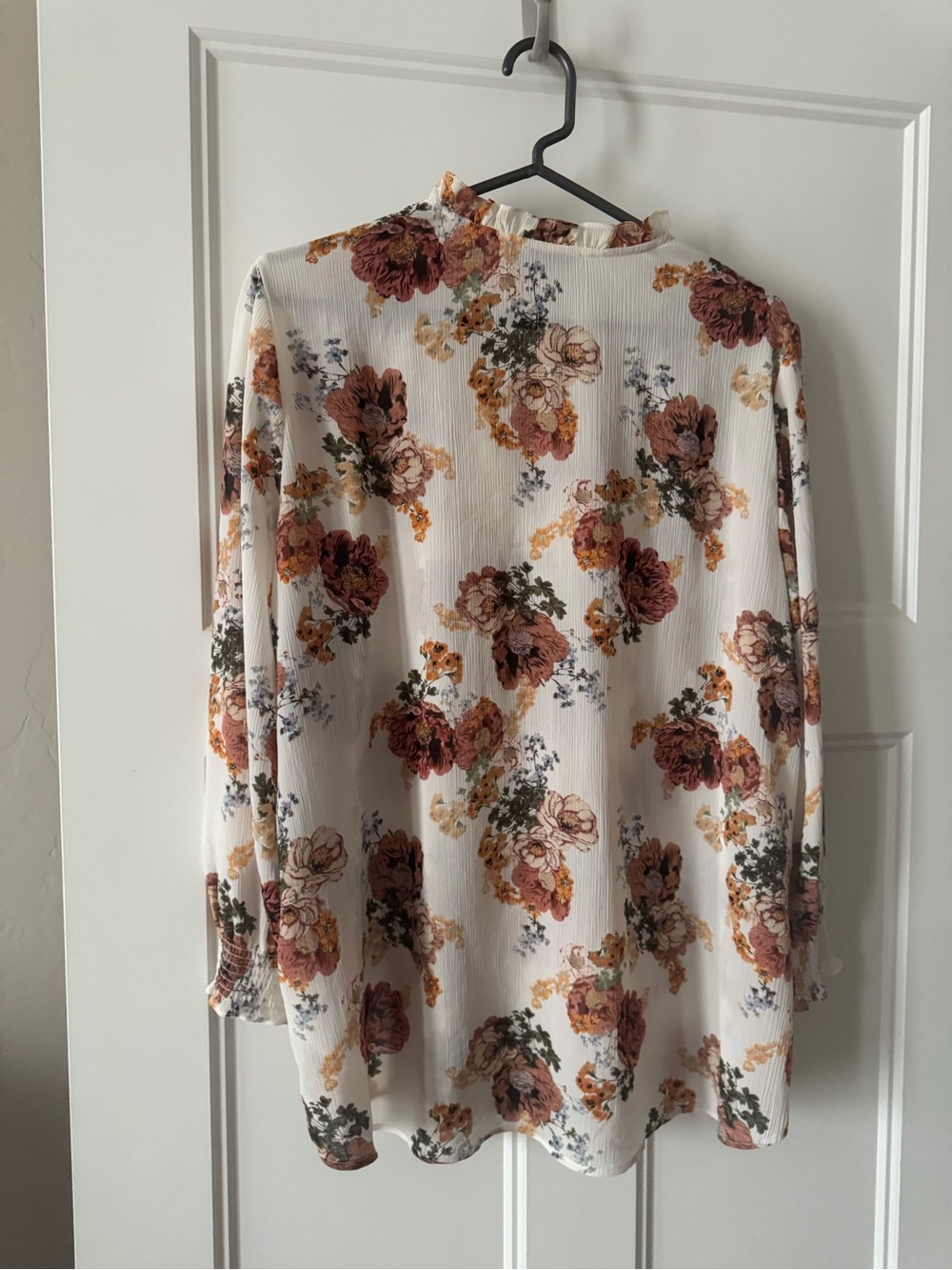Dalia Cream Floral V-Neck Peasant Blouse - Picture 3 of 7